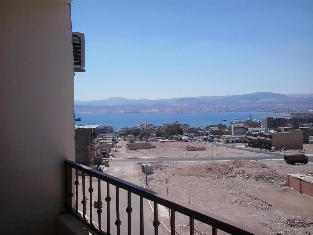 Baraka Al Aqaba Hotel Suites Экстерьер фото